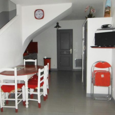 Appartement Le Romarin Mallemort Exteriör bild