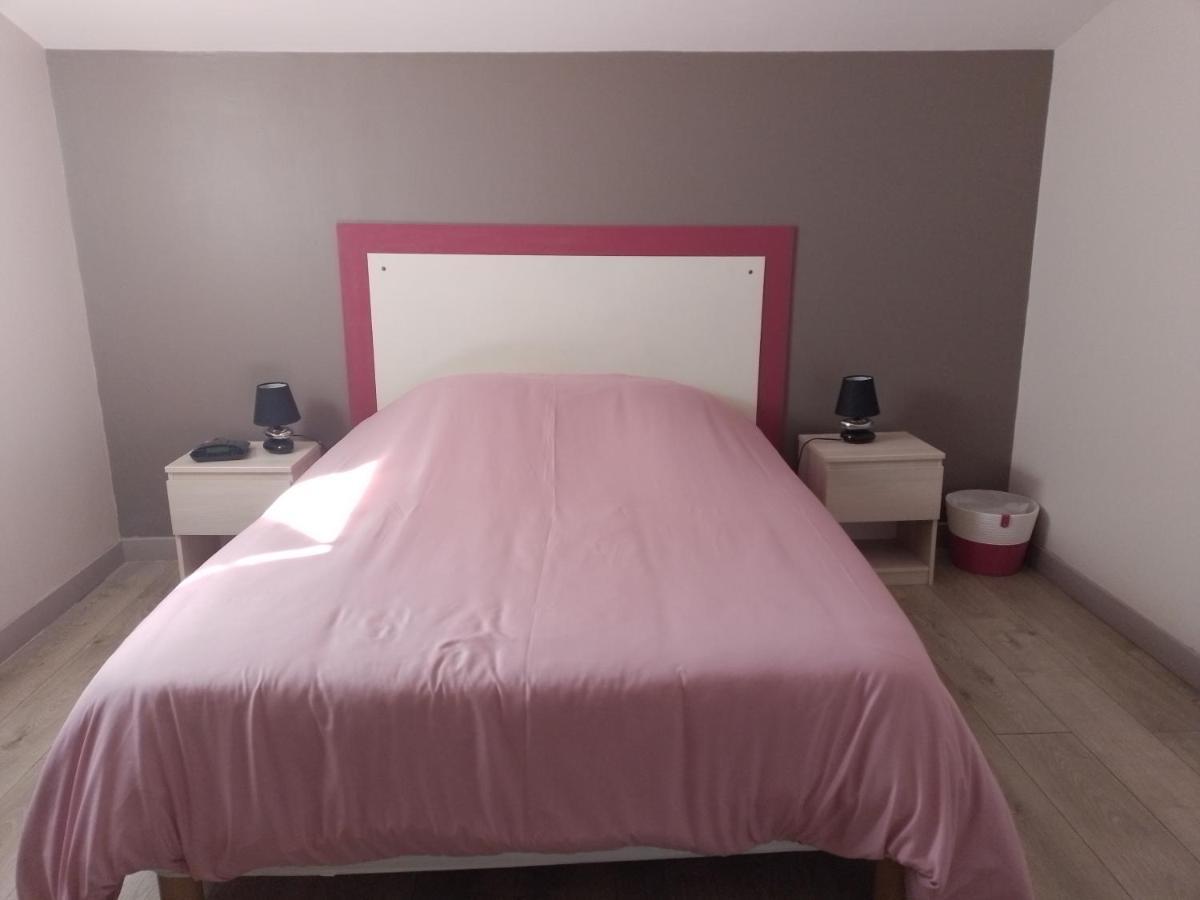 Appartement Le Romarin Mallemort Exteriör bild