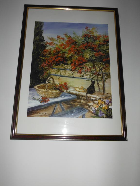 Appartement Le Romarin Mallemort Exteriör bild