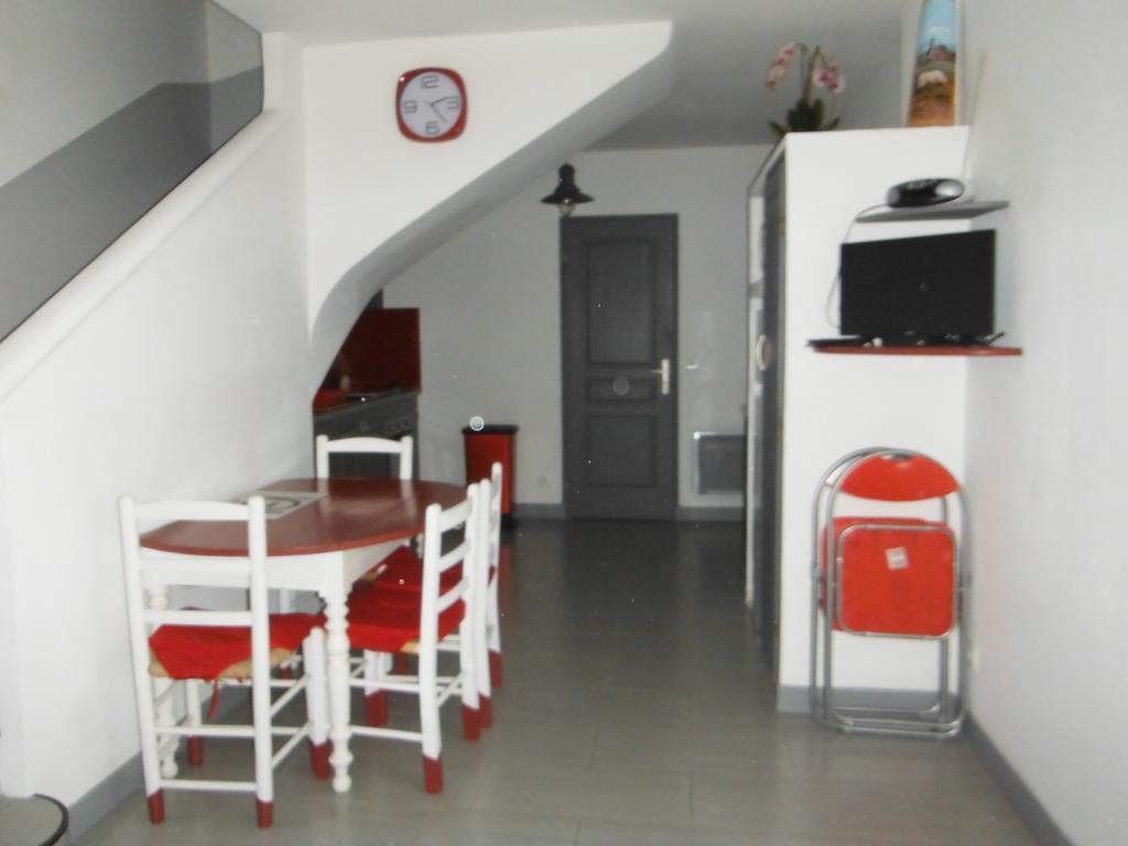 Appartement Le Romarin Mallemort Exteriör bild