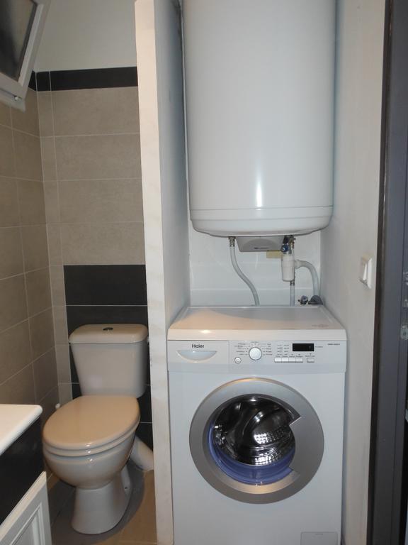 Appartement Le Romarin Mallemort Exteriör bild